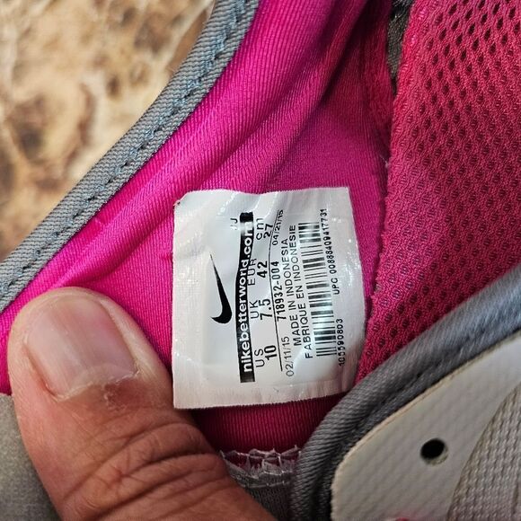 Nike women's Free TR running shoes gray size 10. 092 - Picture 9 of 11